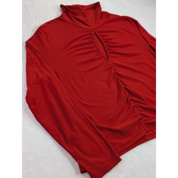 Feathers Size 2X Red Mockneck Keyhole Ruched Long Sleeve Blouse - Picture 3 of 11